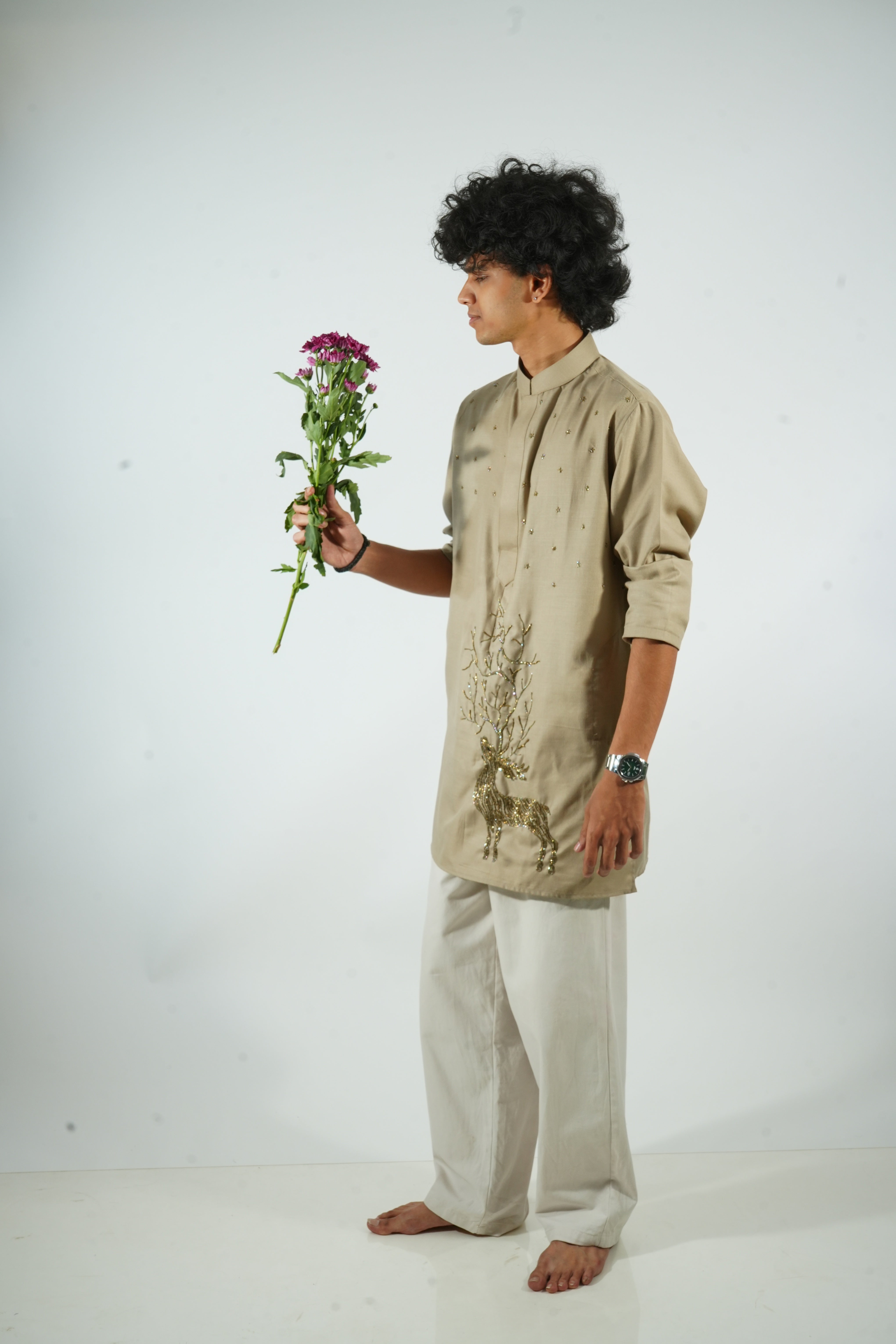 SAADGI - beige botanical embroidery kurta set