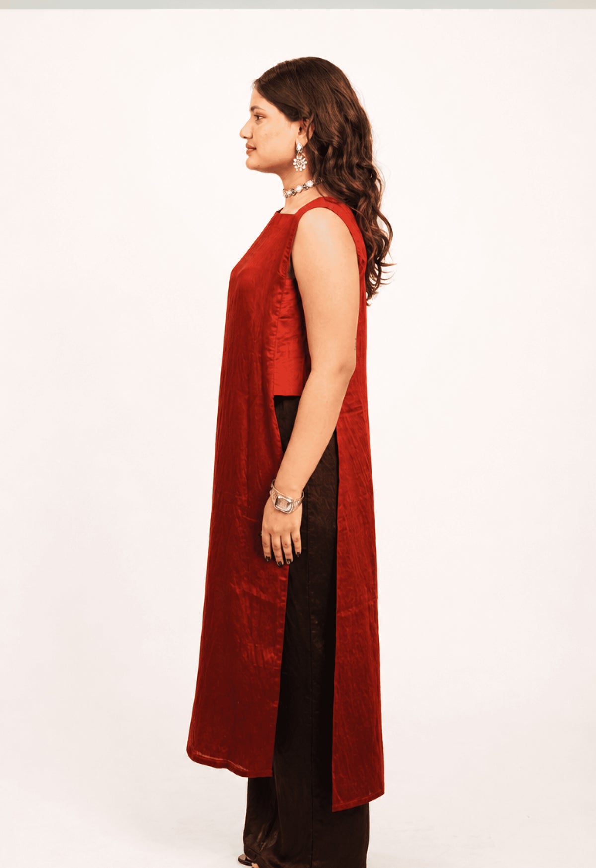 AROHI - Red Textured Sleeveless Straight Kurta with dark brown Bottoms